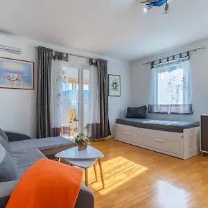  Apartment Kristian Kroatien